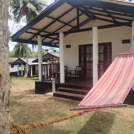Helios Beach Resort Tangalle Exterior photo