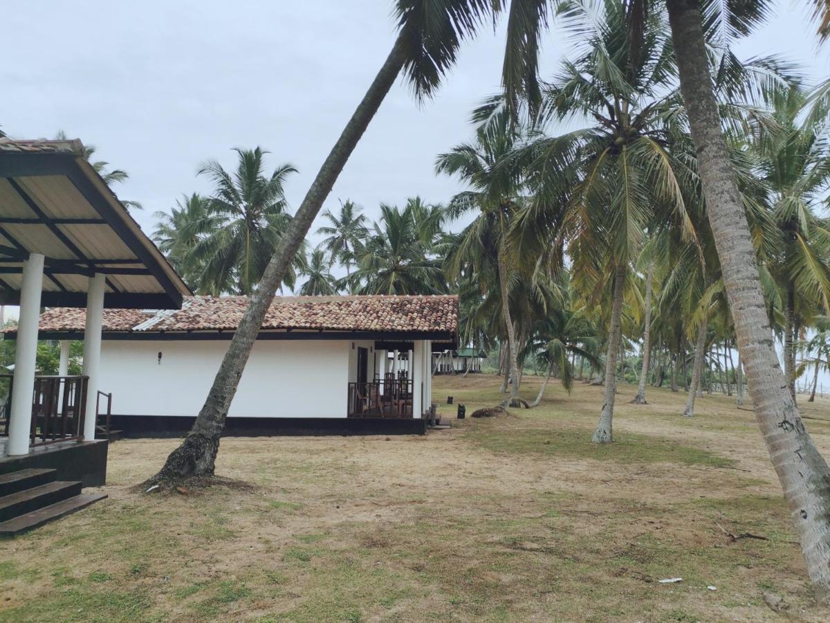 Helios Beach Resort Tangalle Exterior photo
